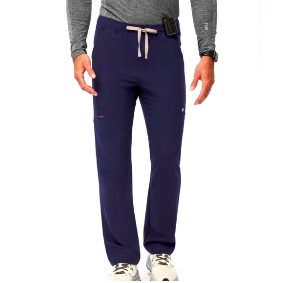 Figs Cairo Cargo Scrub Pants Men’s Size Large Short in Navy Blue - EUC! - Picture 1 of 15